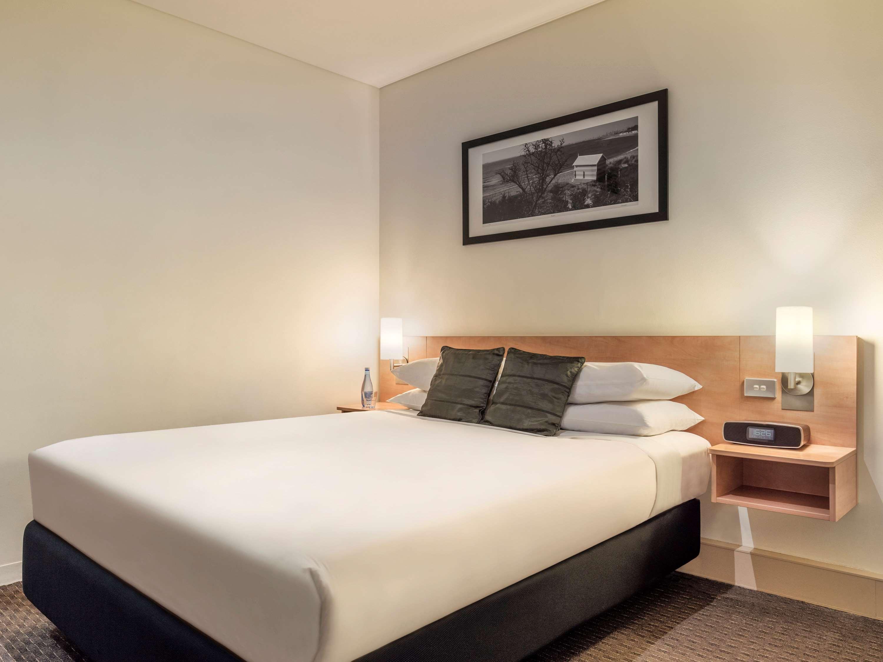 Ibis Melbourne Hotel And Apartments Exteriör bild